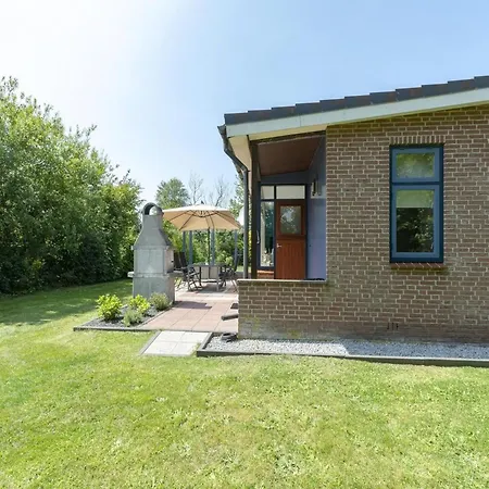 With Enclosed Garden Holiday home