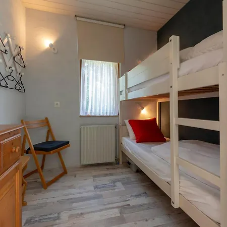 Eureka 78 With Enclosed Garden *